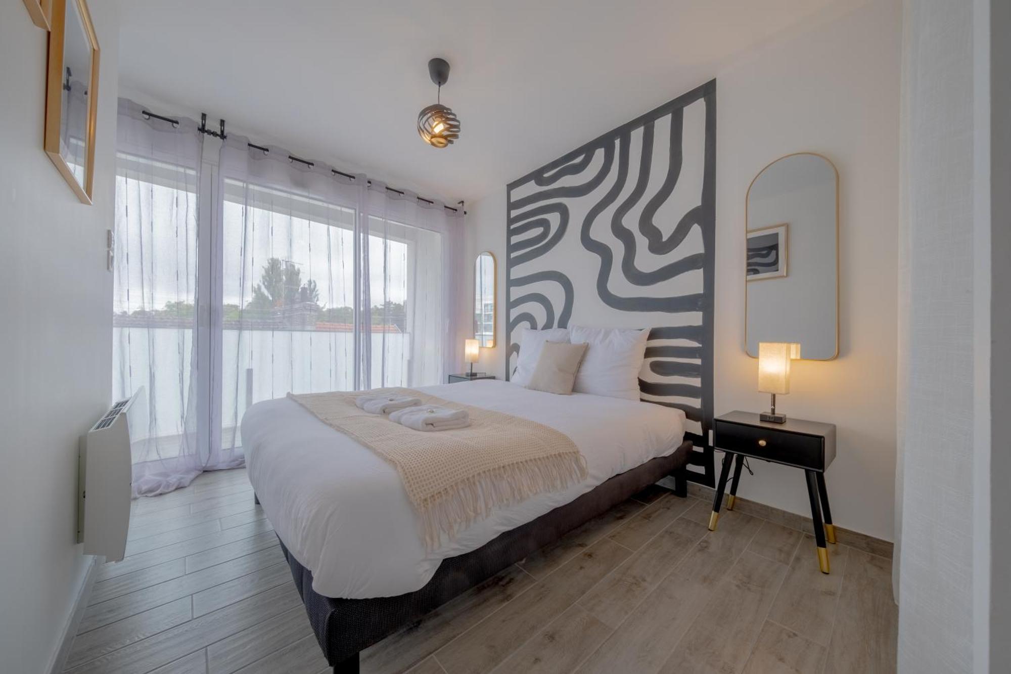 Le Trianon - Parking Prive Apartment Reims Exterior photo